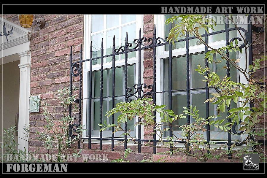 窓面格子 | 商品タイプ | ロートアイアン・ロートアルミ｜商品カタログ