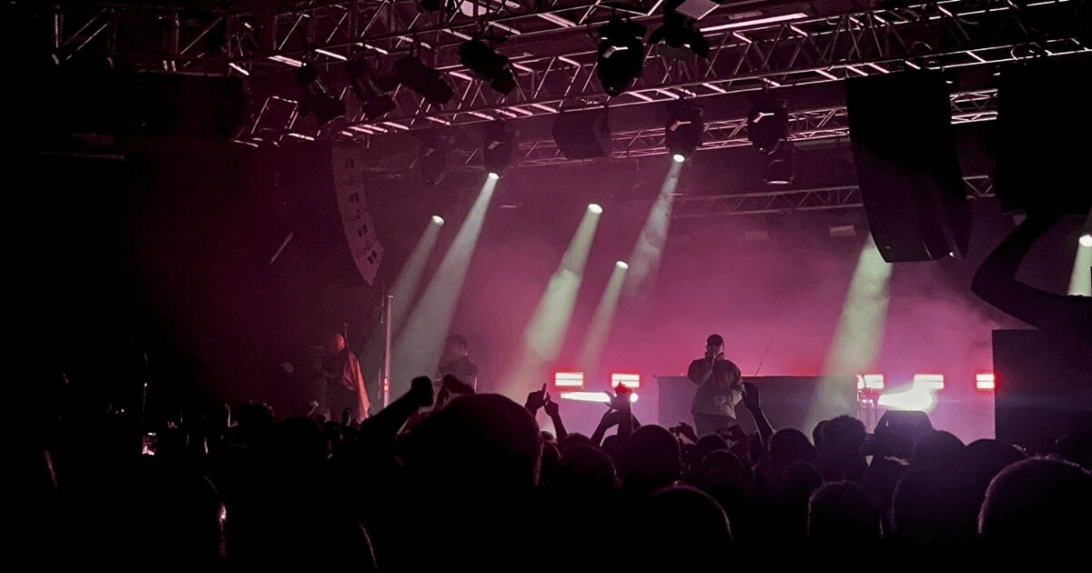 A True Belter: Kneecap’s Monday Nightcap at the Octagon