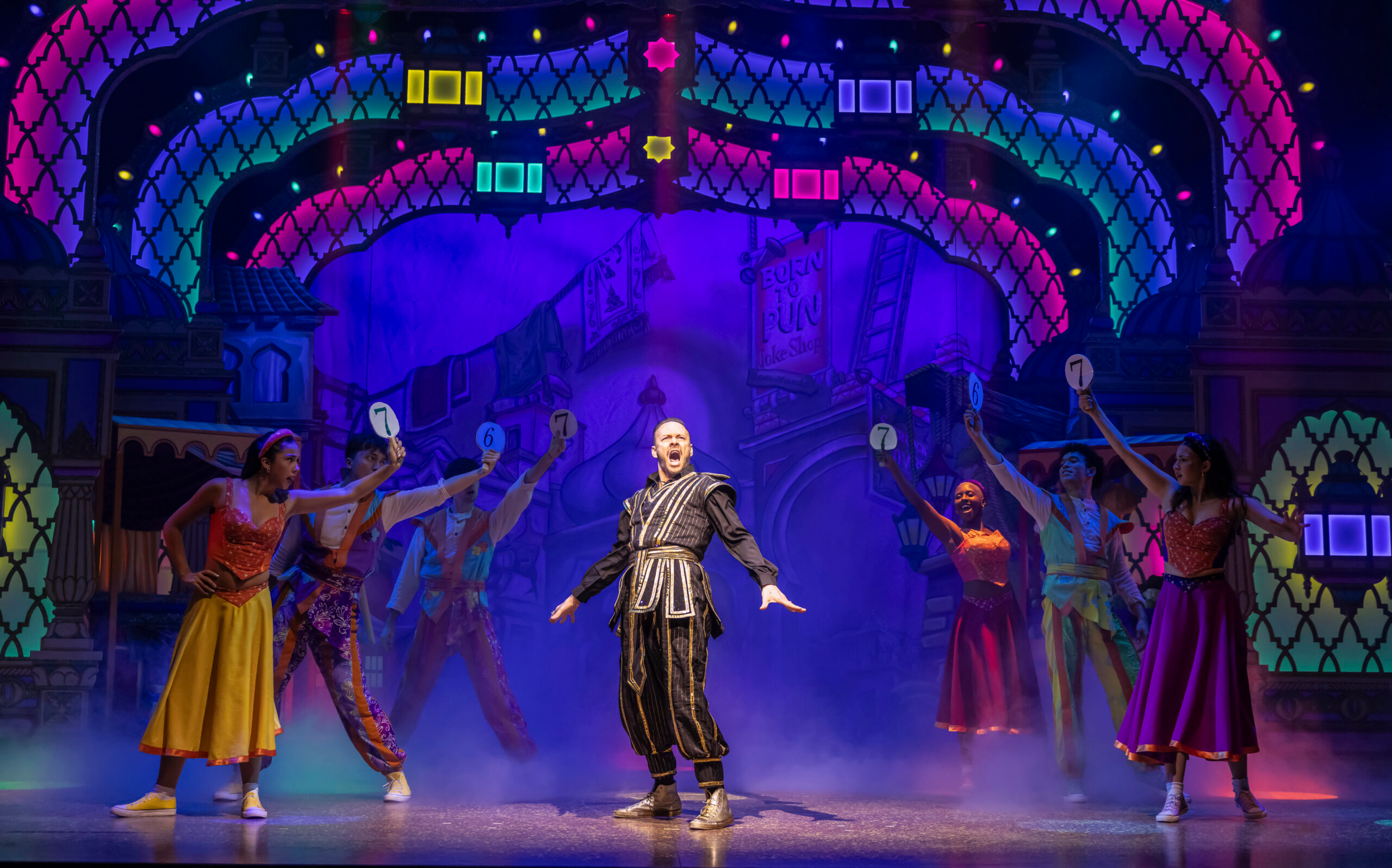 “This telling of the beloved Aladdin certainly didn’t disappoint”: Aladdin at the Lyceum Review