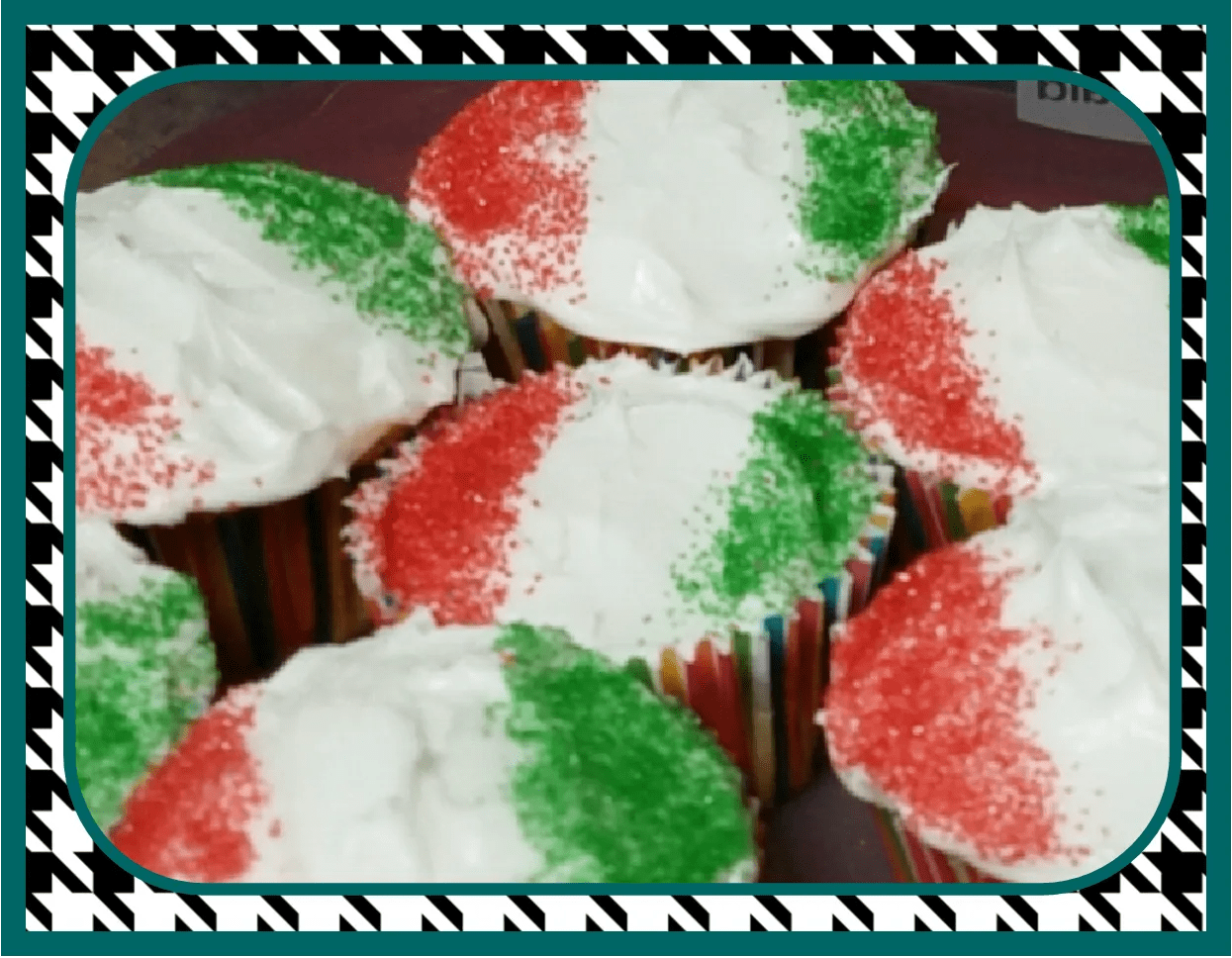 Mexican Flag decor cupcakes
