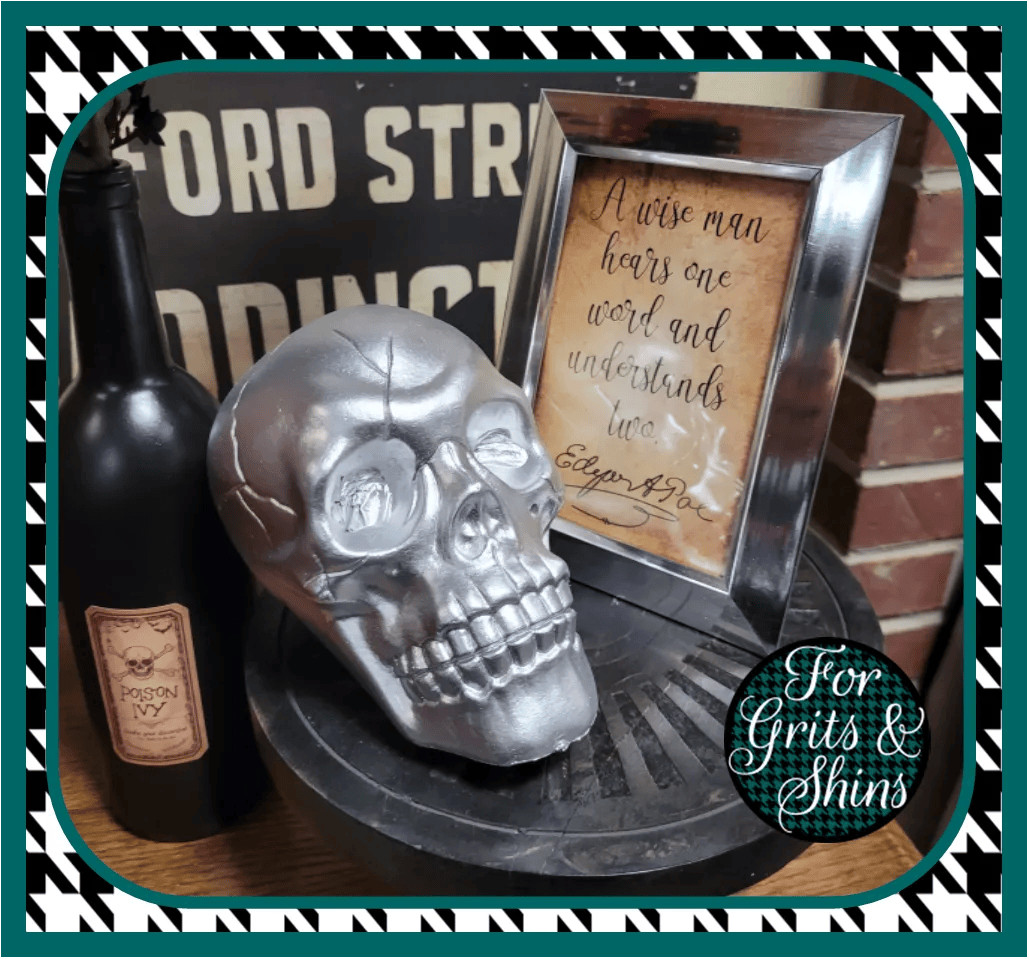 Table decor skull and bottle image