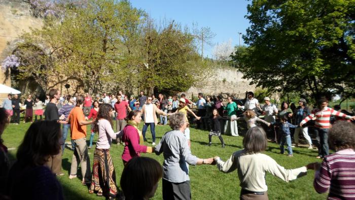 Quelques pas de danses pour ceux que ça tente