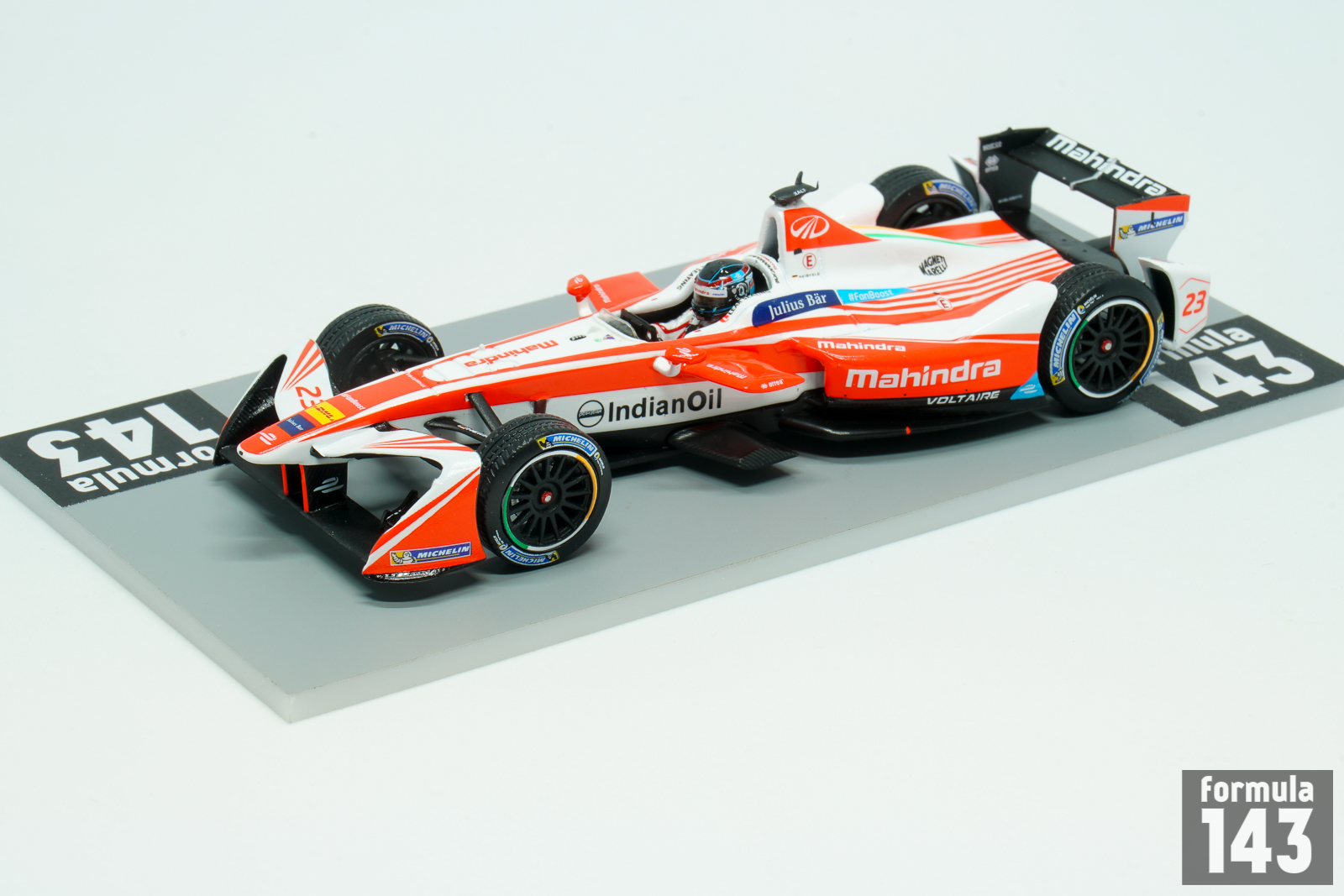 2016-17-sparksrt01e-mahindra-