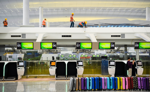 5ade8975a3105cdce0a43b22