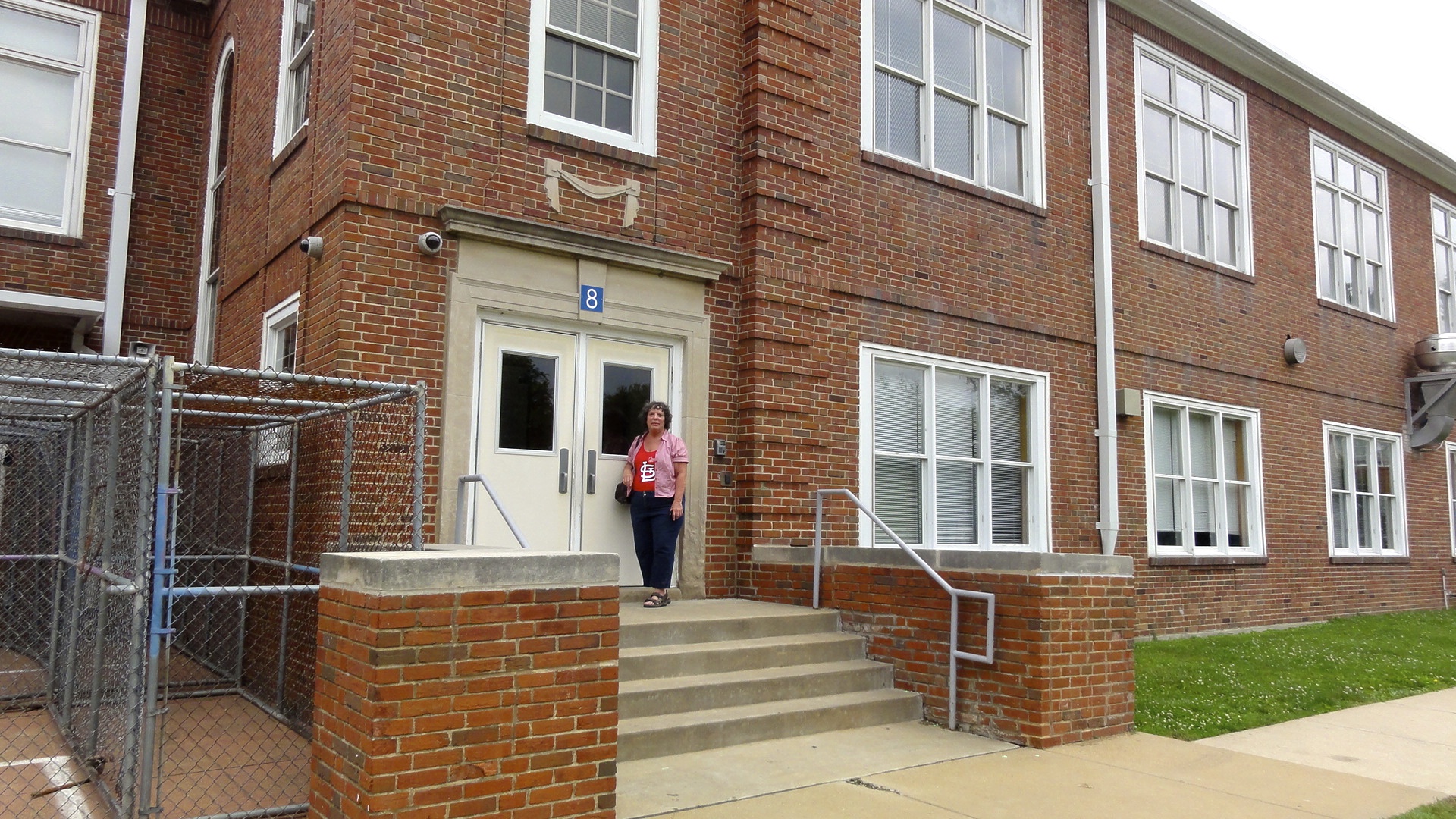 The side door to the recess area.