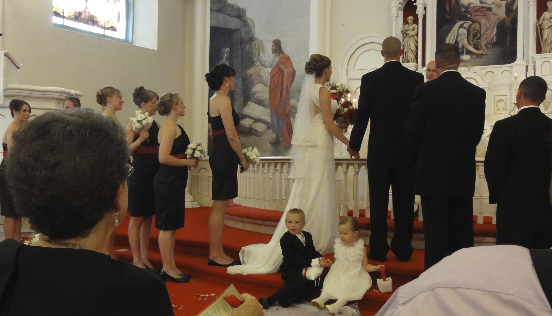 Wesleigh's son Kaden and my cousin Katie's daughter, Lillian, were adorable as ring bearer and flower girl.