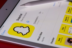 What is the Use of AMOS Slang on Snapchat?