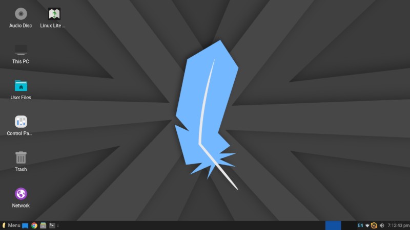 The desktop on Linux Lite 7.6 displays a clean Xfce 4.18.