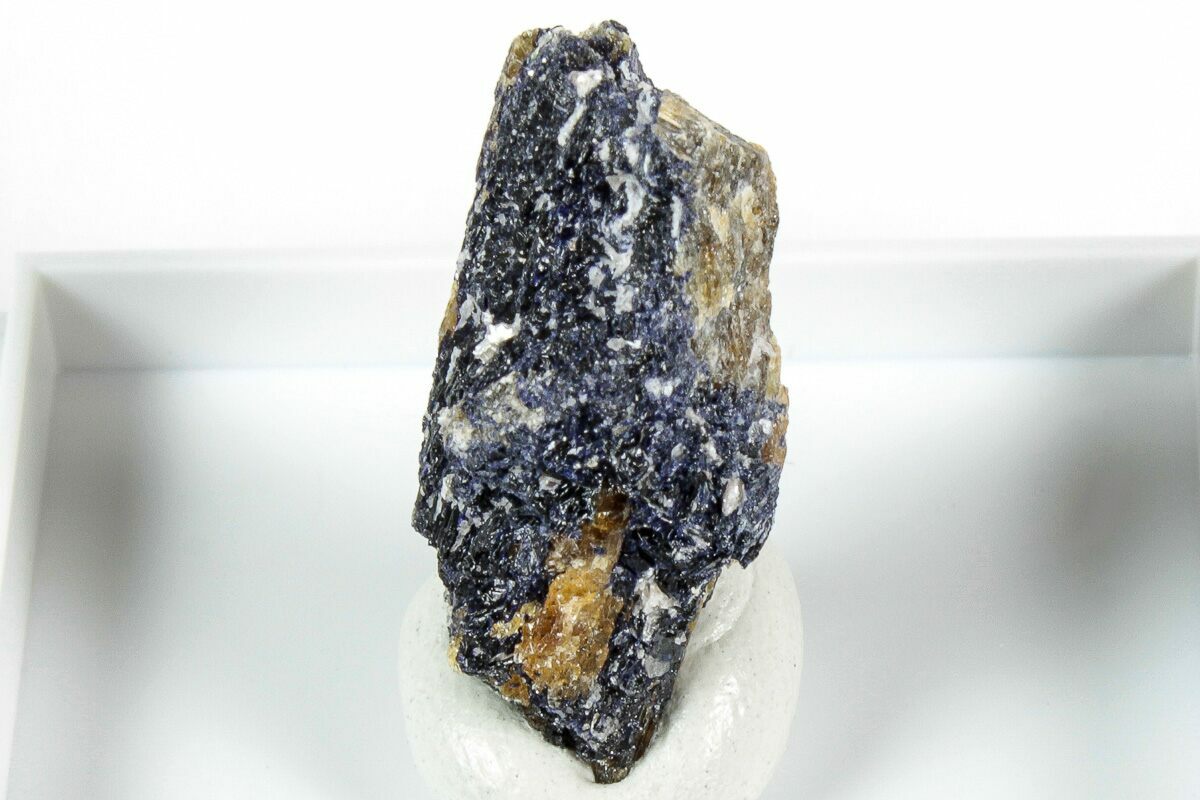.8" Yoderite and Kyanite Crystal - Mautia Hill, Tanzania