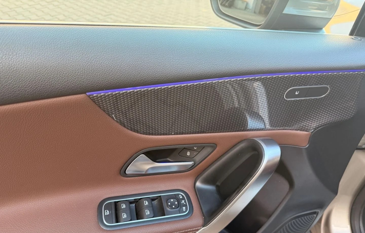 MERCEDES-BENZ A 200 2020