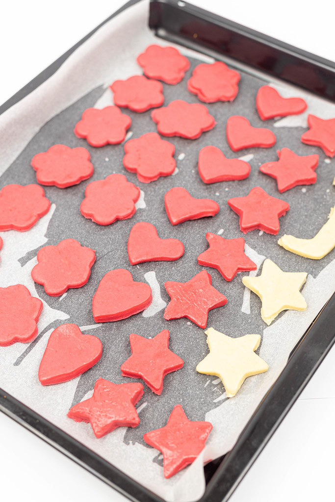 Gingerbread baking and decorating christmas