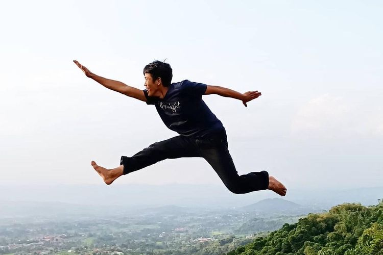 Arti mimpi terbang dan mendarat menurut islam