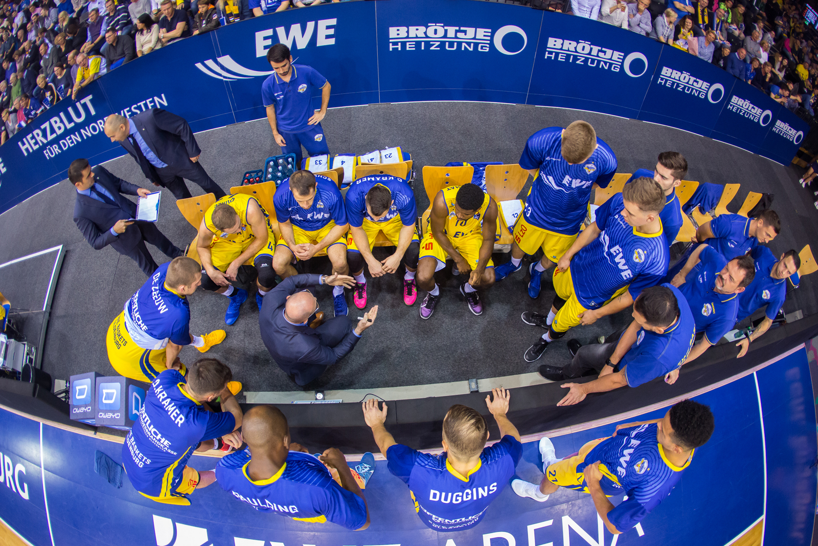 15.10.16 easyCredit BBL 5. Spieltag: EWE Baskets - Science City Jena