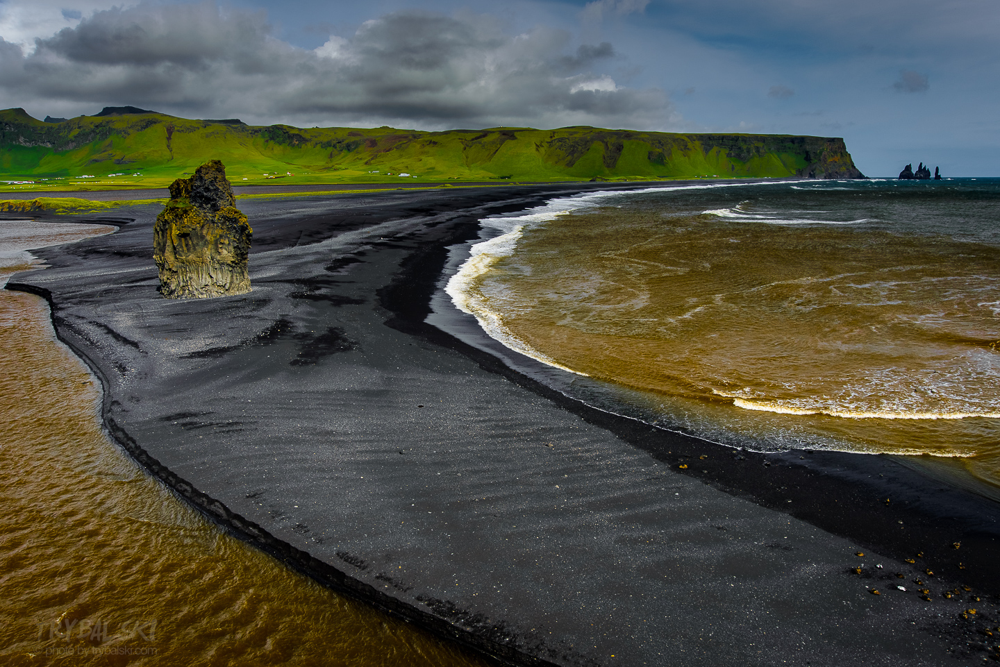 Islandia czarne plaże