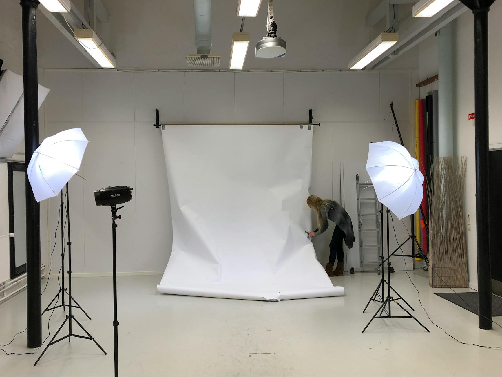 modeling room