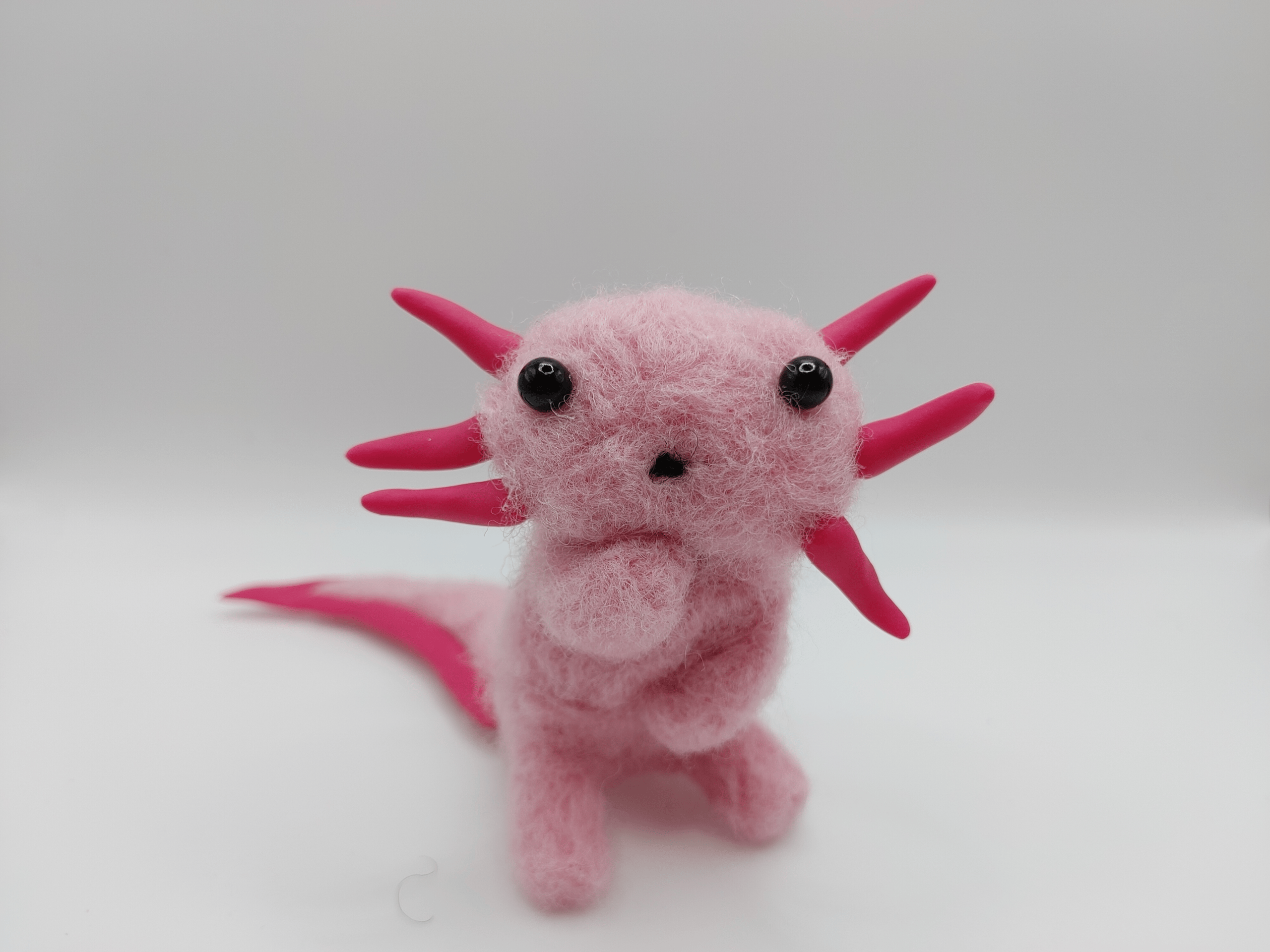 Felt_Axolotl_B1.webp