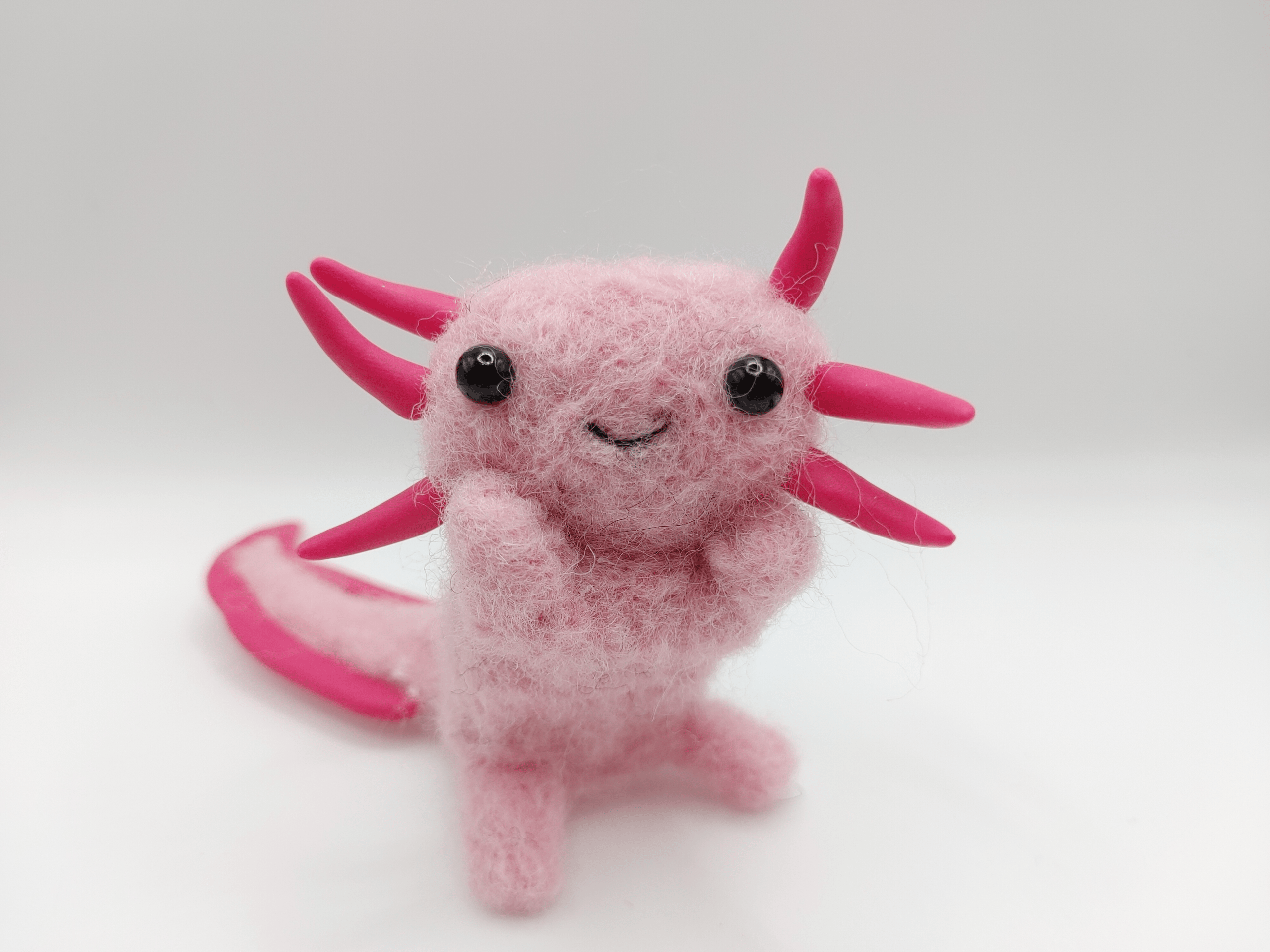 Felt_Axolotl_B3.webp