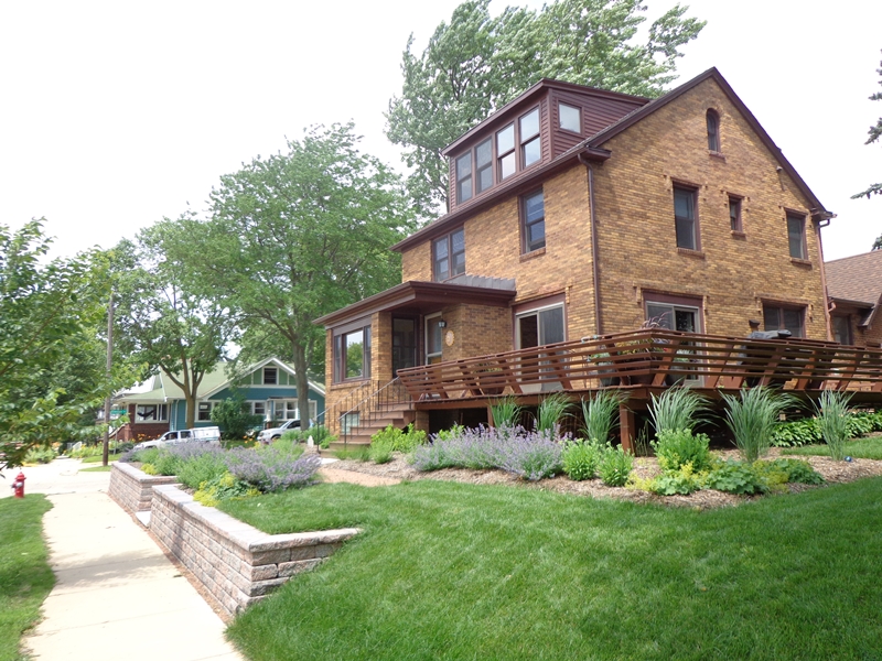 Fully renovated front yard