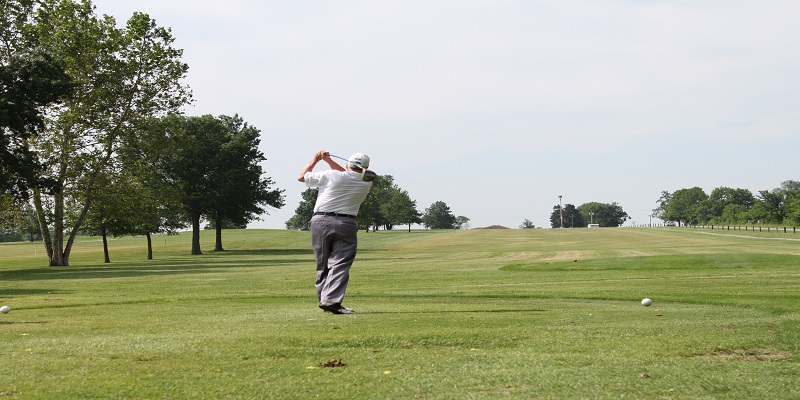 Four Oaks Golf Course (Lincoln Park)