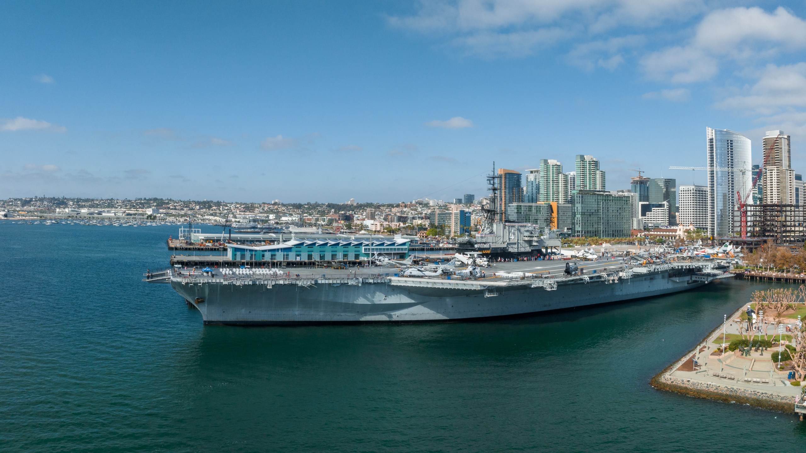 Uss midway museum logo