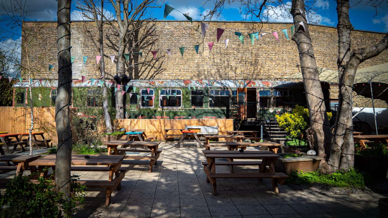The Train – Fox and Firkin