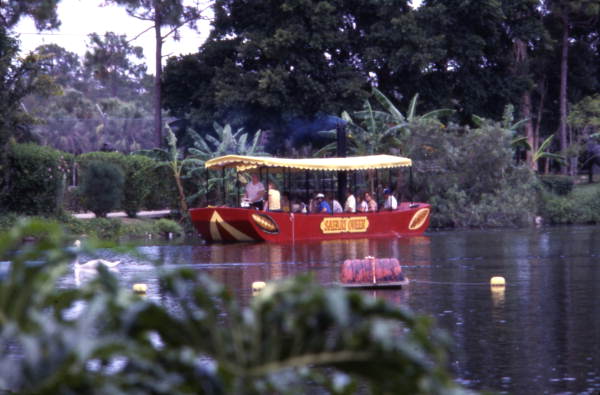 Florida Memory View Of The Safari Queen Tour Boat At The Lion