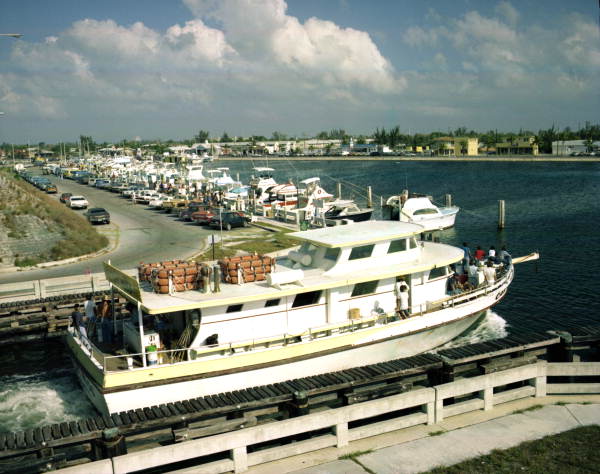 Florida Memory Charter Fishing Boat Can T Miss Entering The