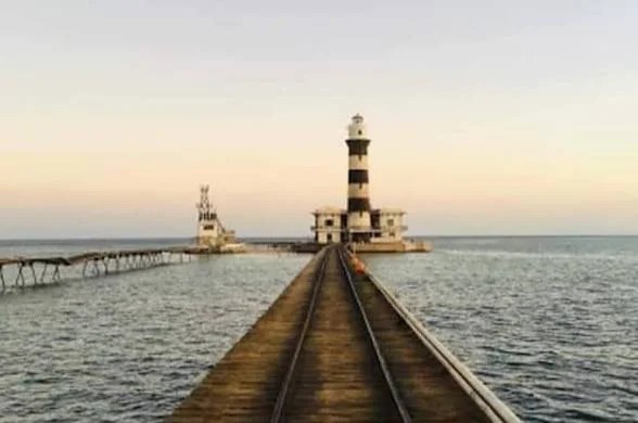 فنارات البحر الأحمر