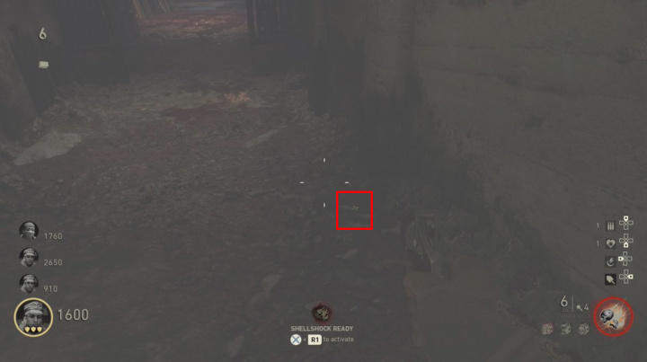 PaP部屋から川岸へと続く通路