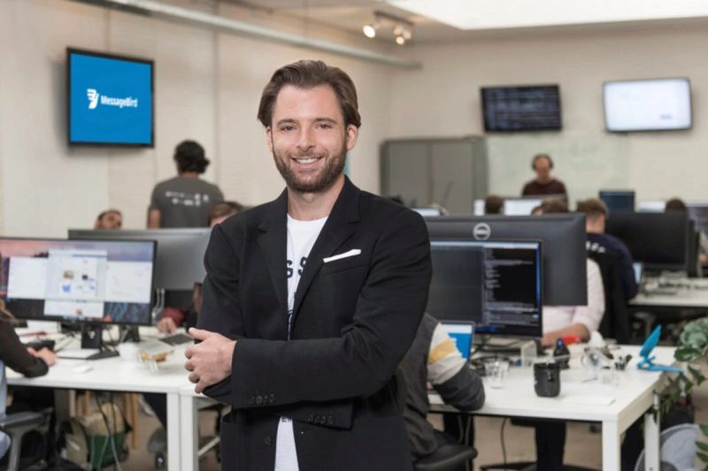 About Us Bird Formerly Messagebird - Premium Ocean Illustration Gallery - HD