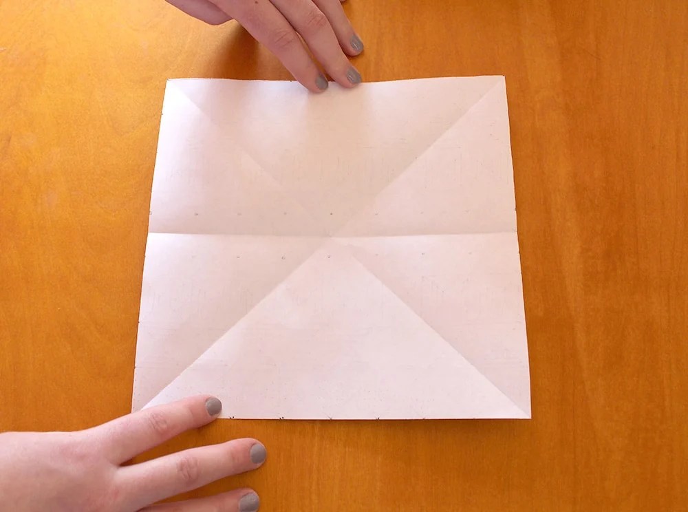 It requires 48 pieces of paper, so definitely a time commitment, but not to worry, it's mostly a lot of repetition. Make Your Own Origami Cube An Introduction To Architecture 101 Frank Lloyd Wright Foundation