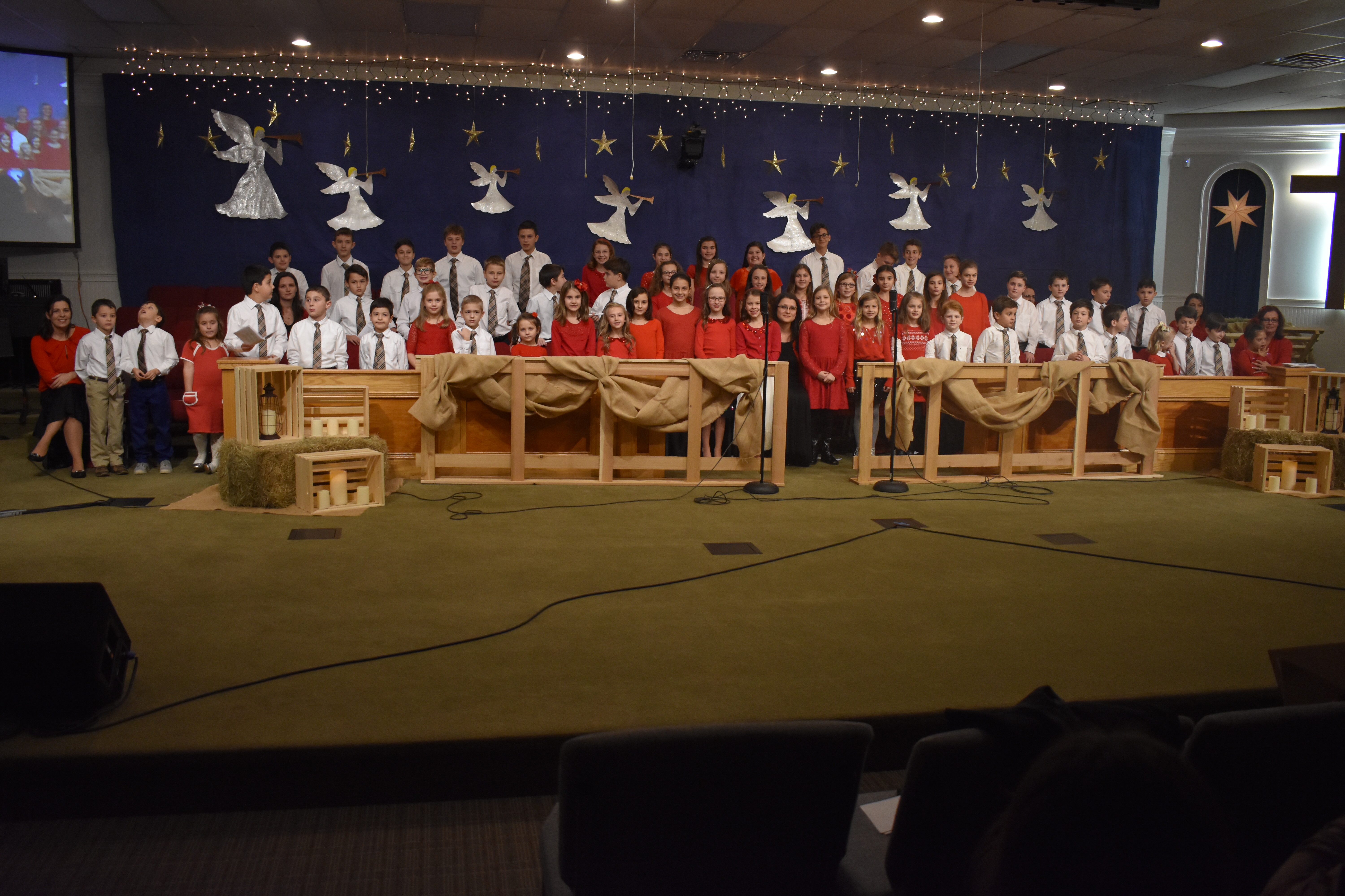 Kids Christmas choir