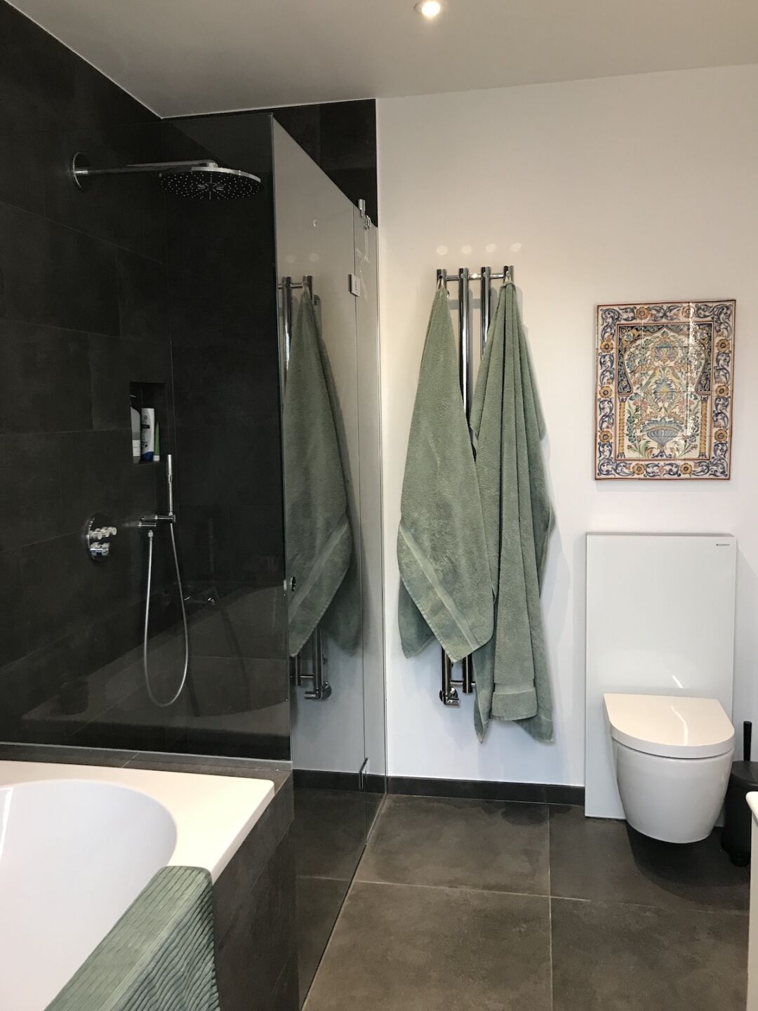 nyt bad i soveværelse