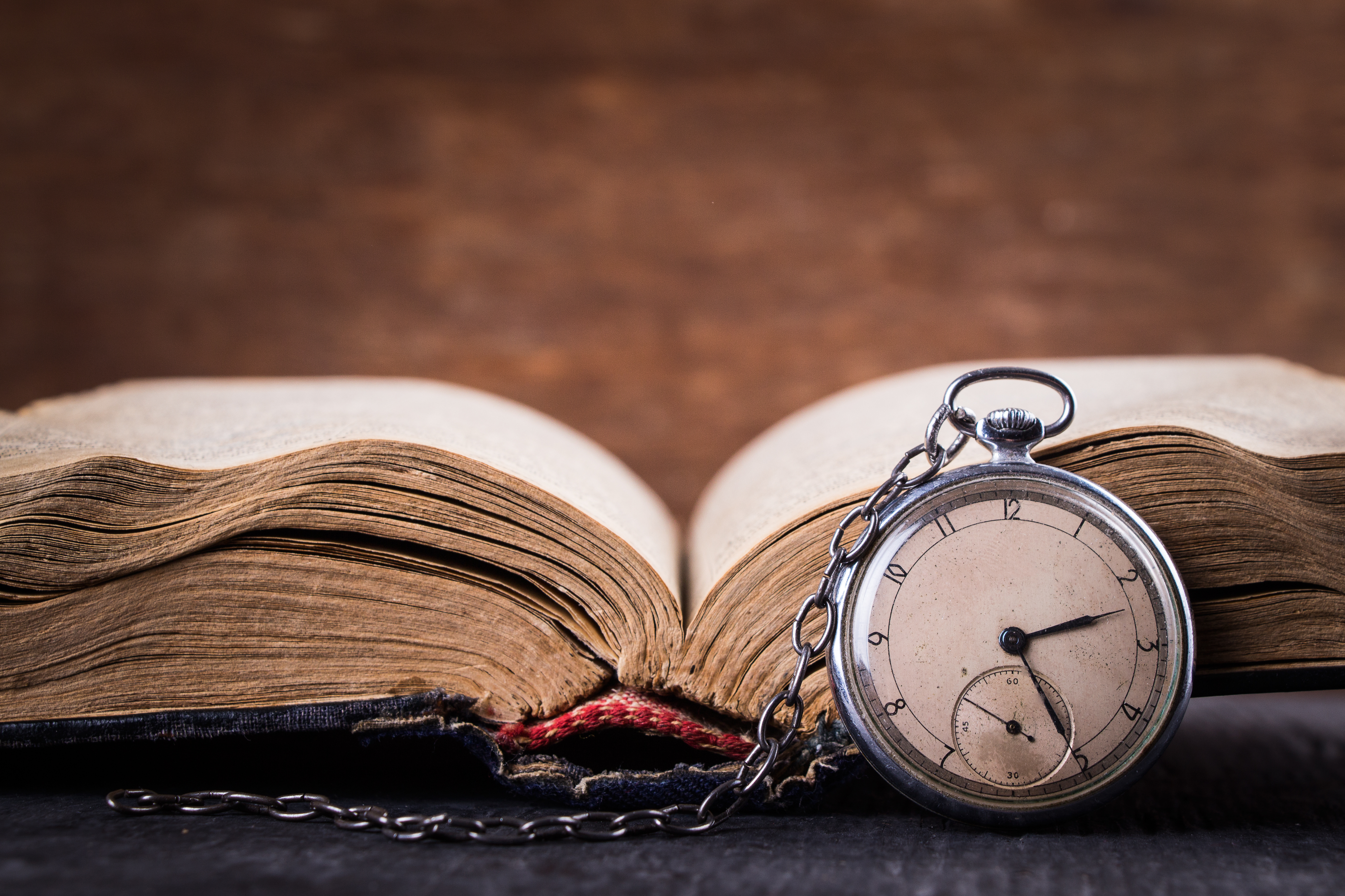 Read more about the article Examining Your Past Effectively Can Lead to a Better Present