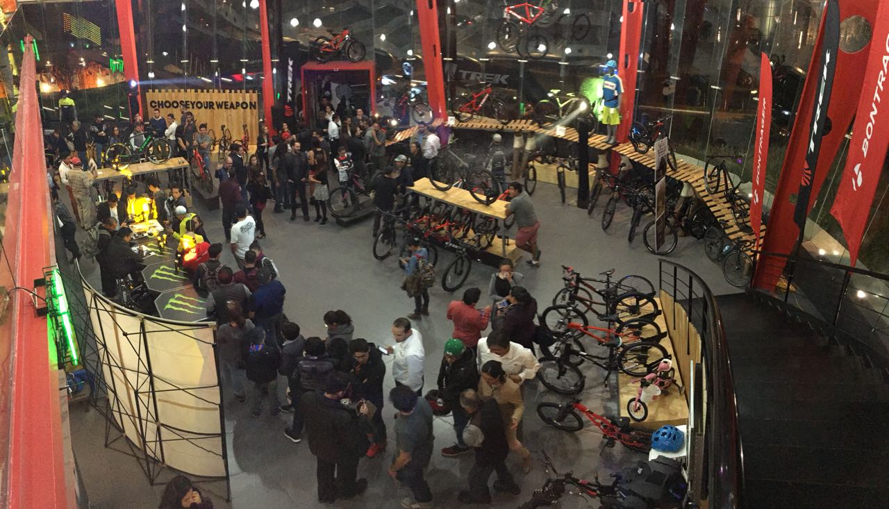 Inaugura Trek Santa Fe con tres pisos especializados en Mountain Bike