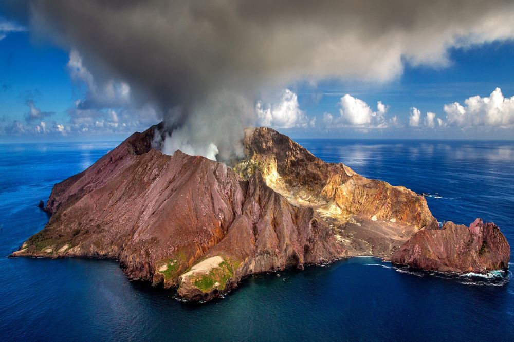 Geophysics: The Ultimate Guide - volcanoes
