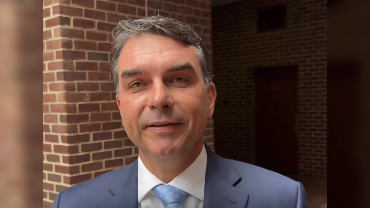 Bolsonaro pede ajuda EUA