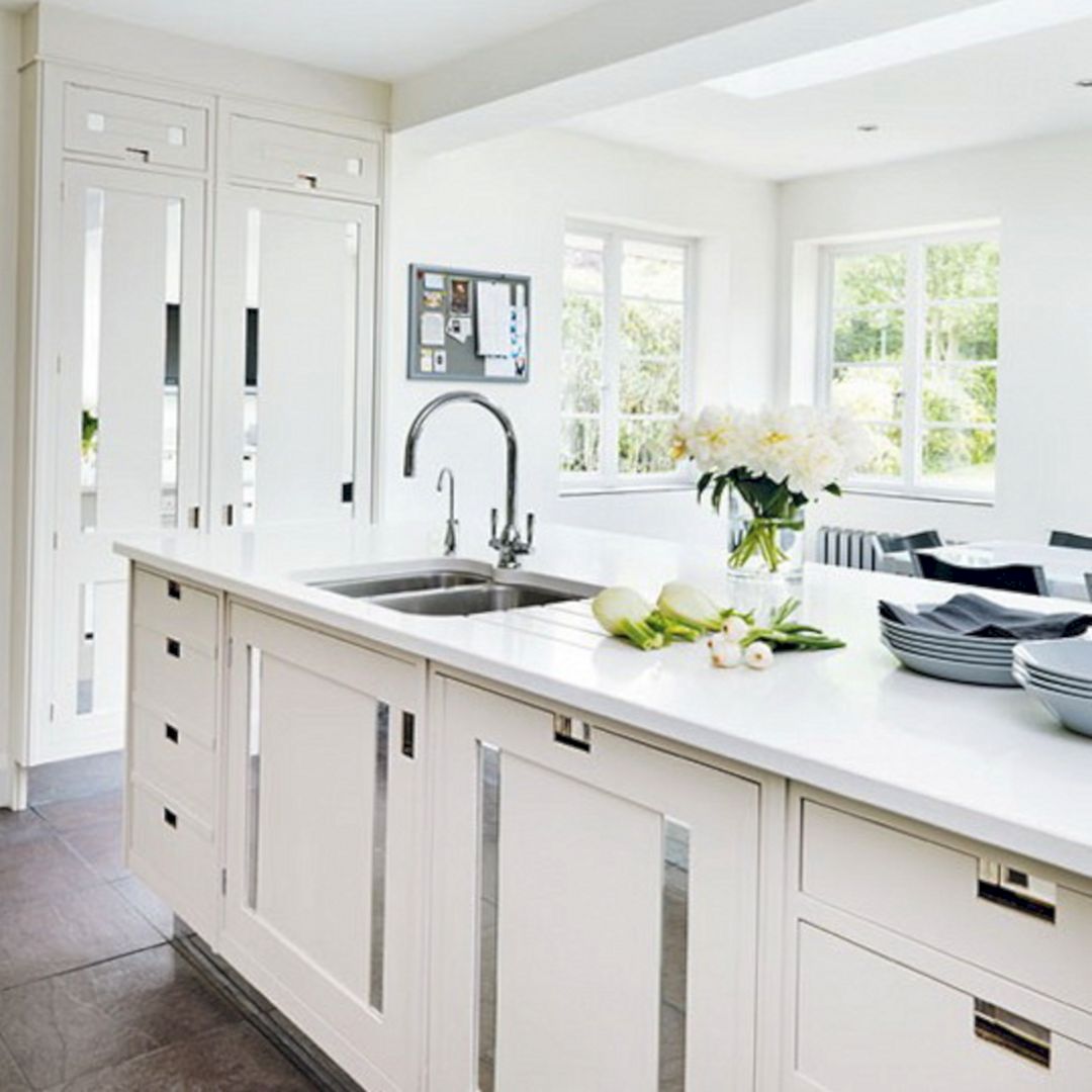 White Kitchen Design Idea