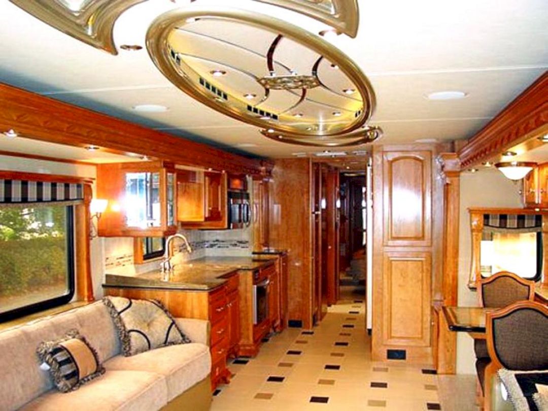 Luxurious RVs Interior 105