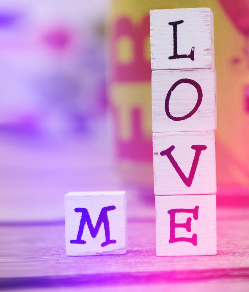 صور حرف m , صور جميلة لحرف M صداقة الأصدقاء