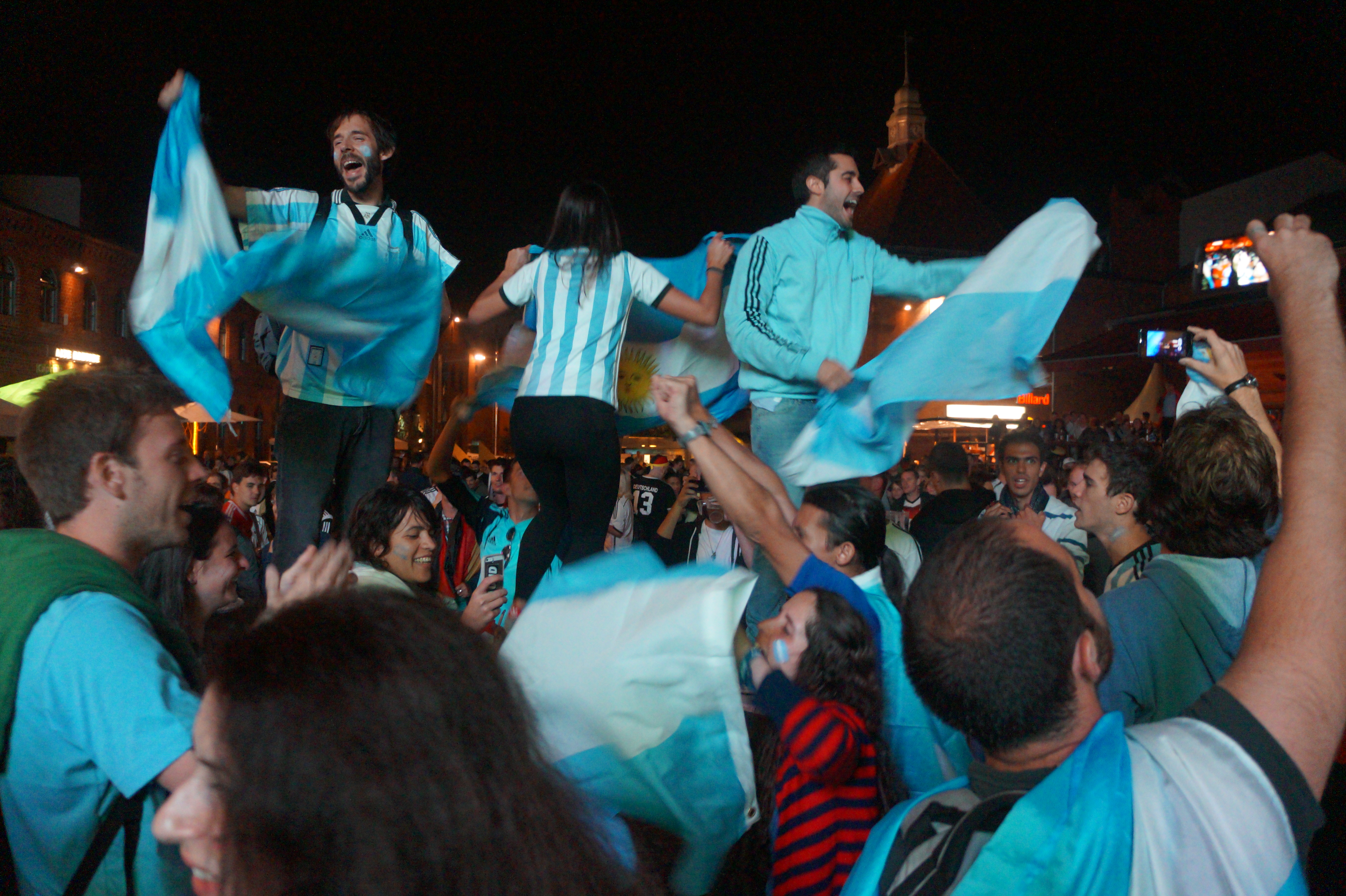 Argentina vs Germany fans