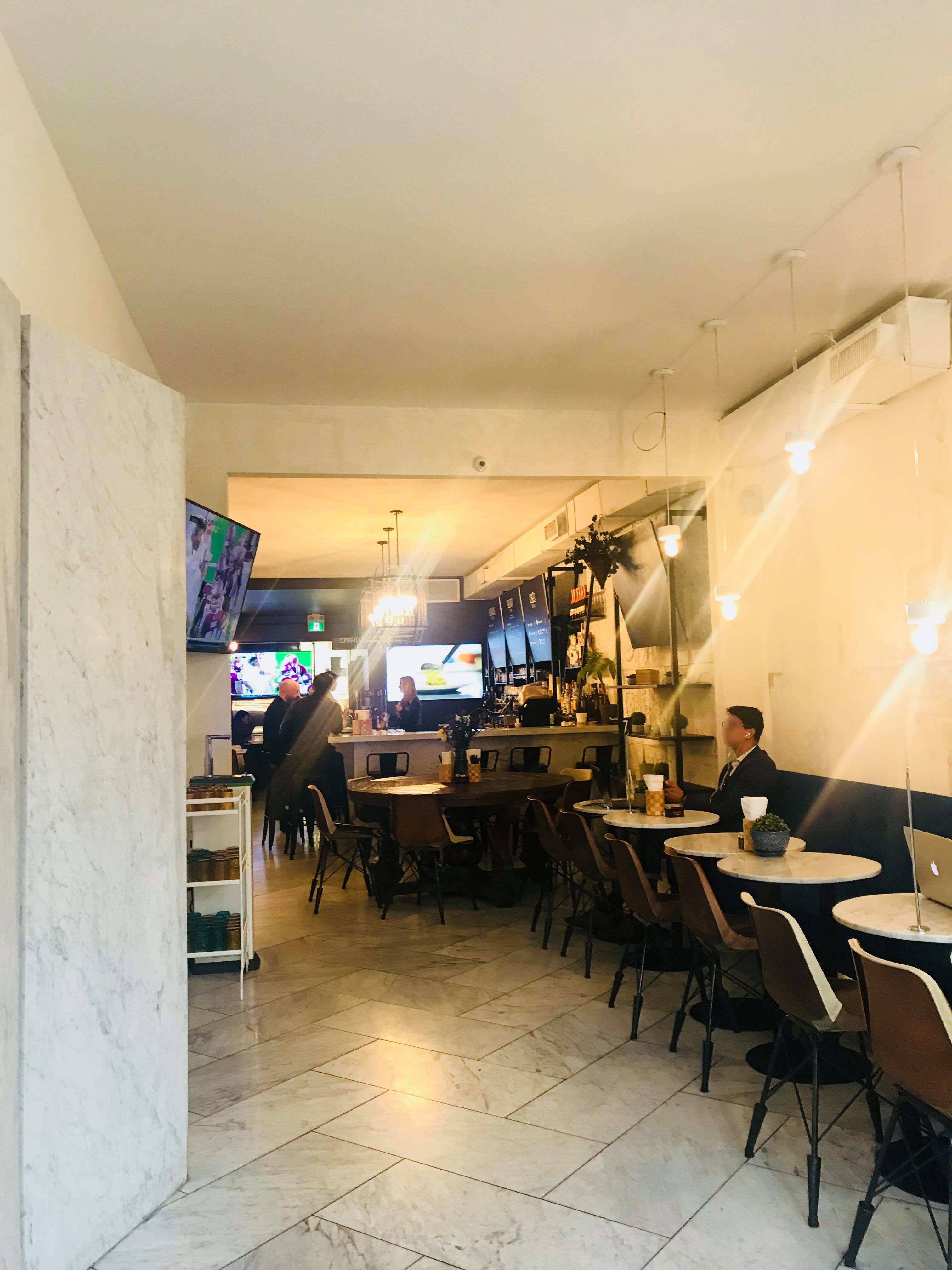 Caffe Farina interior 2