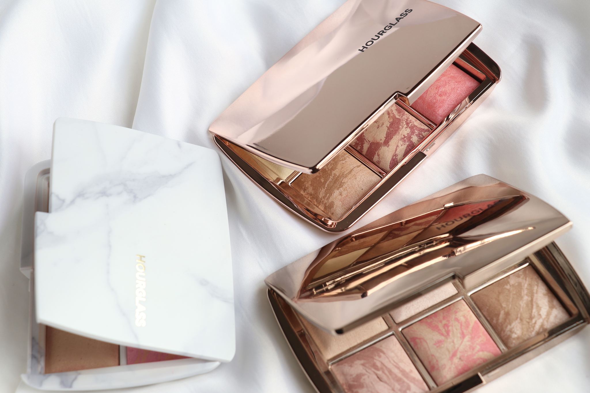 アワーグラス　パレード　HOURGLASS AMBIENT VOLUME3 Hourglass Ambient Lighting Palette Volume III – Hourglass