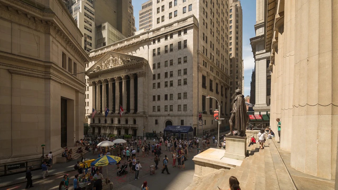 Big Tech Must Justify AI Spending as Investors Dump Stocks