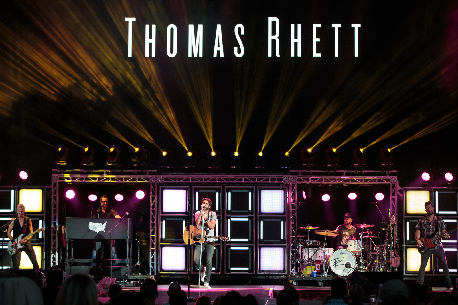 082115 Florida Georgia Line w/ Thomas Rhett and Frankie Ballard