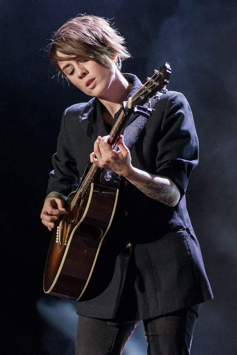 Tegan and Sara at the Paramount Theatre 11/15/2017. © 2017 Jim Chapin Photography