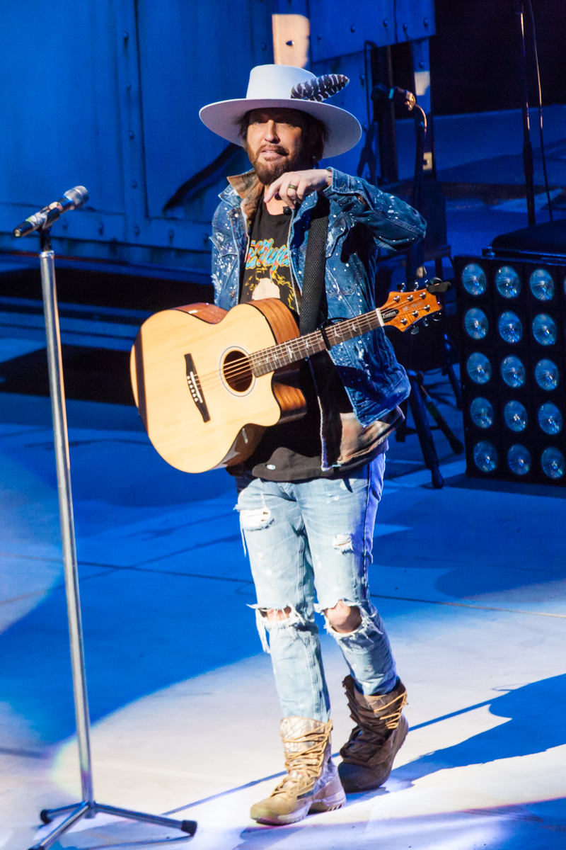 Locash - San Antonio Rodeo, Photo by Michael Mullenix