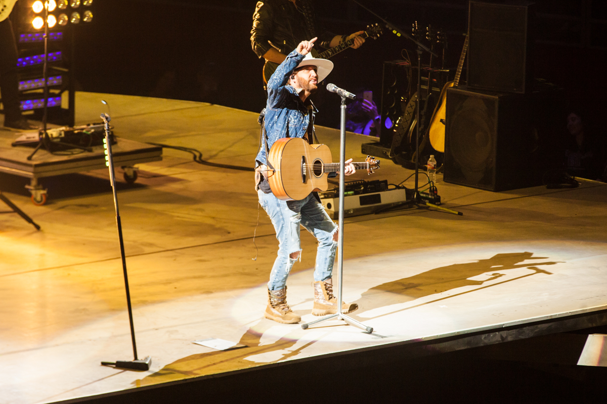 Locash - San Antonio Rodeo, Photo by Michael Mullenix