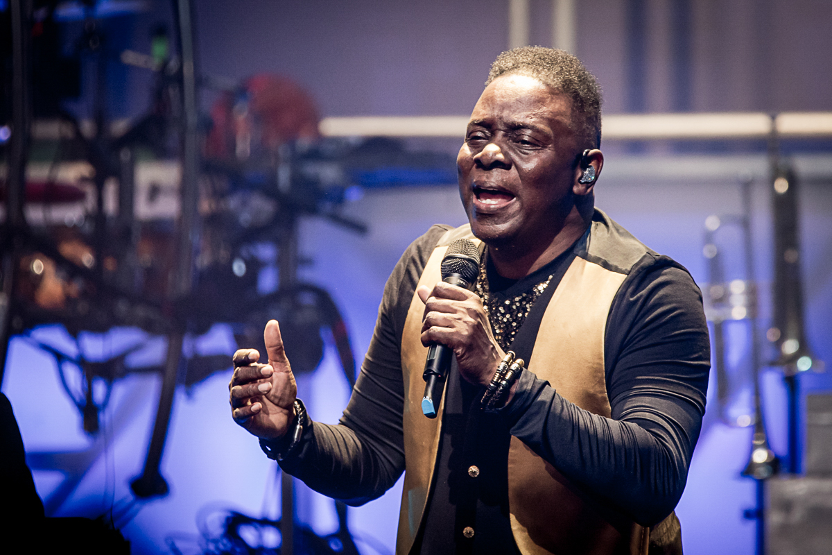 Earth Wind and Fire, Photo by Robert Hein