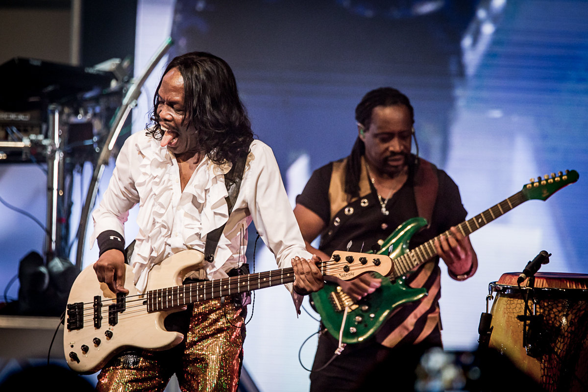 Earth Wind and Fire, Photo by Robert Hein